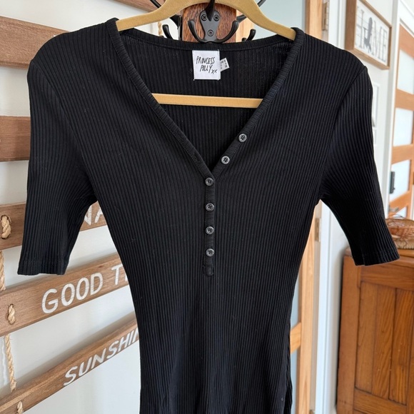 Princess Polly 100% Cotton Black Ribbed Body-con Button V-neck‎ Maxi Dress 6 EUC - Picture 5 of 10